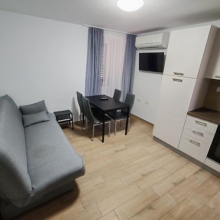 קופר Apartments Lina מראה חיצוני תמונה